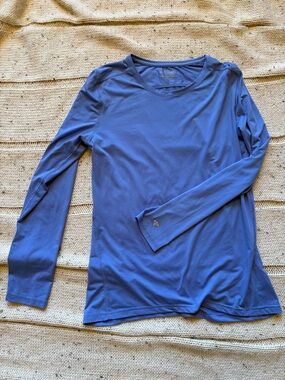 Med Couture Activate 8499 Performance Knit Scrub Top Medium Ceil Blue